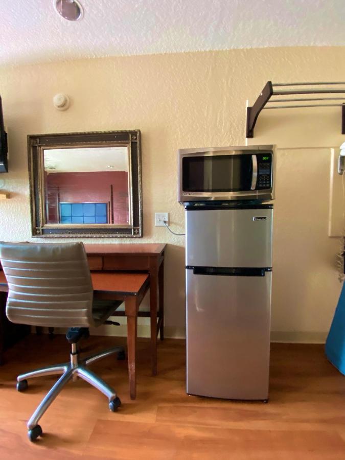 Economy Lodge Texas City Refinery Dış mekan fotoğraf